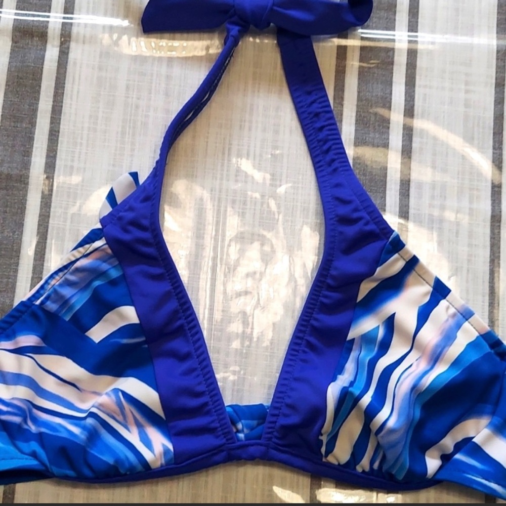 Venus Bikini Top
